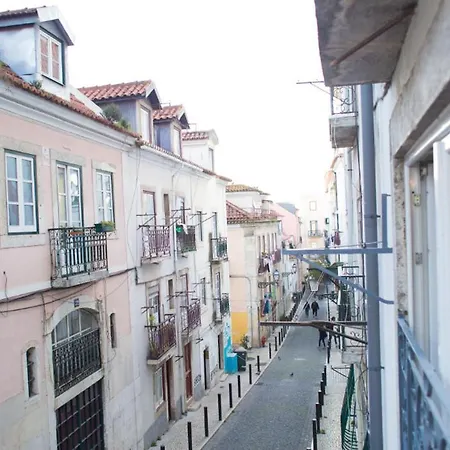 Bica Sequeiro 1 Bed Apartamento Lisboa